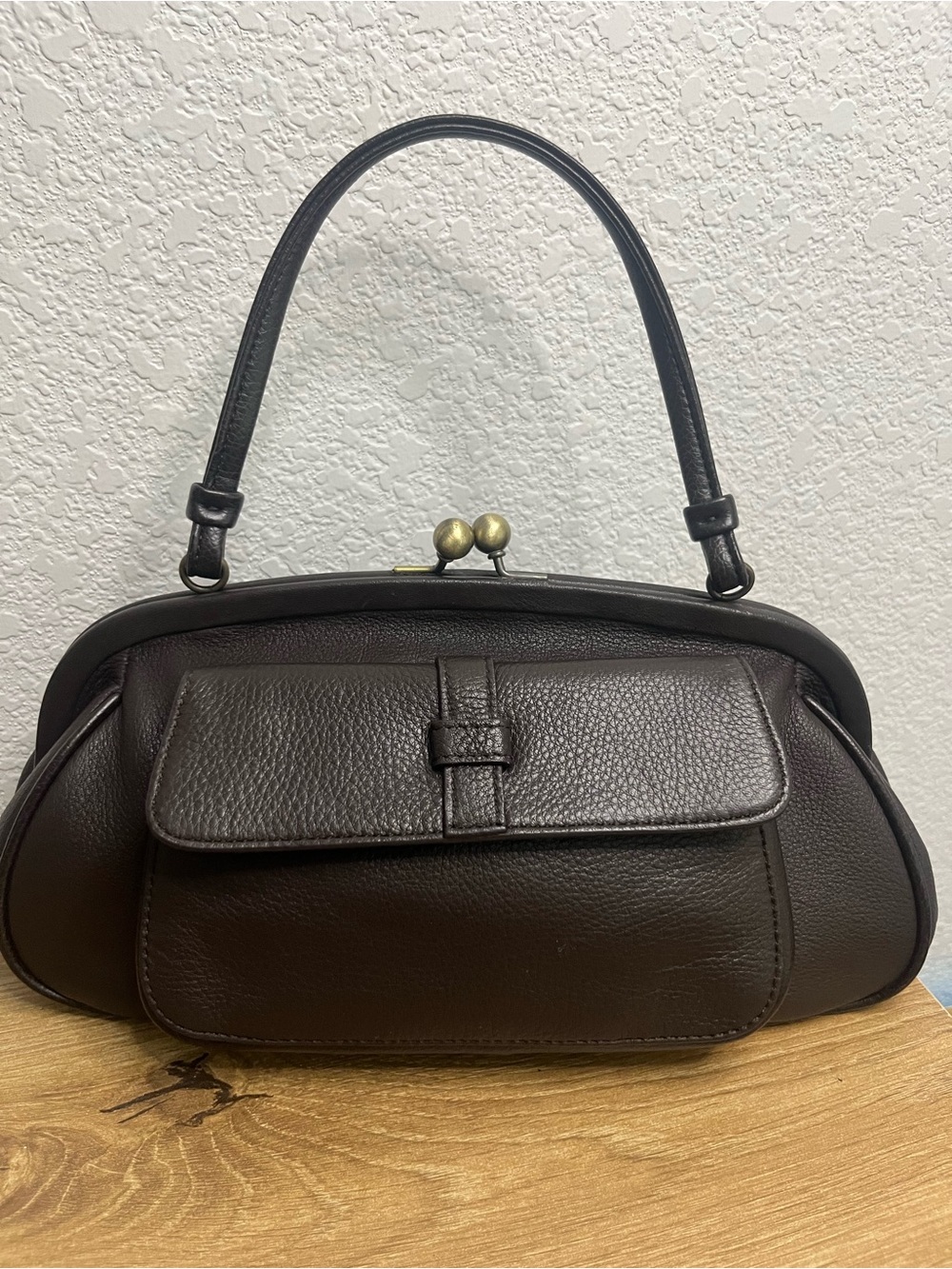 Loft Ann Taylor Brown Pebbled Leather Frame Bag Kiss-Lock